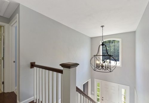 225 Sycamore Dr, Holden MA 01520-1152 exterior