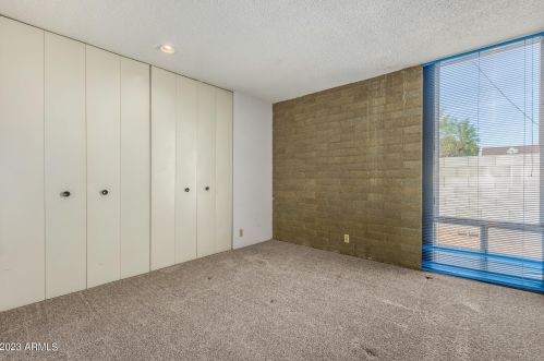 4400 15th Ave, Phoenix AZ 85015-4755 exterior