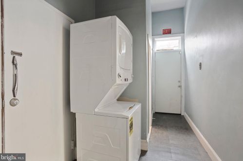 1146 Mckean St, Philadelphia PA 19148-2214 exterior