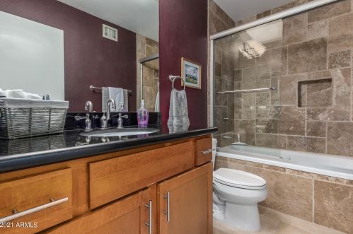 17209 47 St, Phoenix AZ 85032-9320 exterior