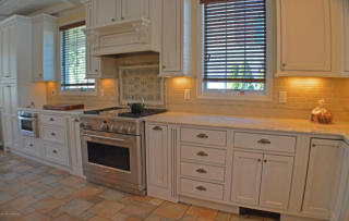 428 Branch Ave, Little Silver NJ  07739-1141 exterior