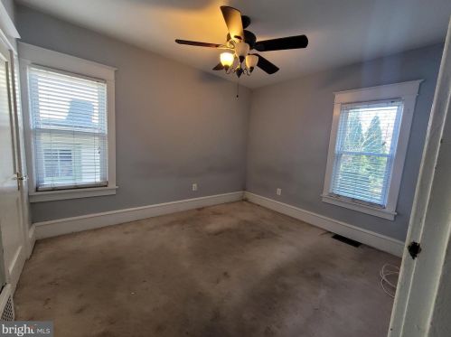 112 Jackson St, West Deptford NJ  08096-2353 exterior