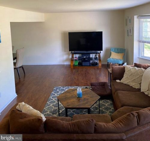 149 Central Ave, West Deptford NJ 08063-1008 exterior