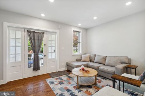 454 Markle St, Philadelphia PA  19128-3605 exterior