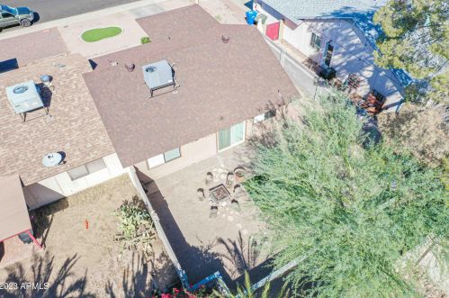 1719 Beverly Ln, Phoenix AZ  85022-2889 exterior