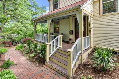 57 Grove Hill Ave, Newton MA 02460-2335 exterior