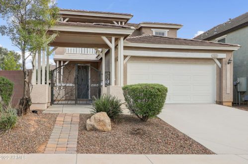 2353 Bowker St, Phoenix, AZ 85040-3483