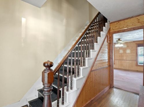 152 Highland Ave, Royalston MA 01331-2427 exterior