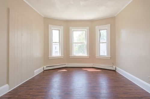 69 Fern St, Lawrence MA 01841-1160 exterior