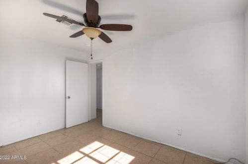 2927 Dunlap Ave, Phoenix AZ 85020-3025 exterior