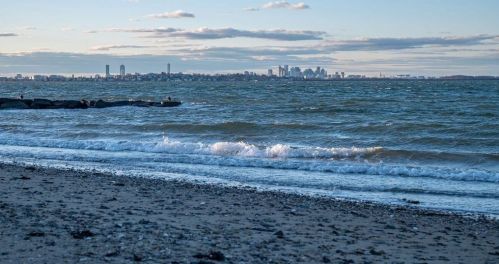 89 Post Island Rd, Quincy MA  02169-2643 exterior