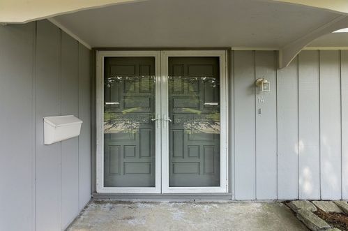 14 Moulton Rd, Peabody, MA 01960-3755