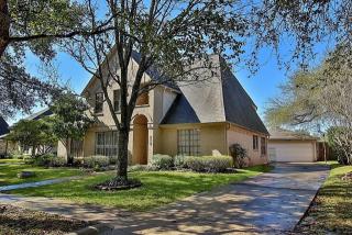 2518 Stephens Grant Dr, Sugar Land TX  77479-2246 exterior