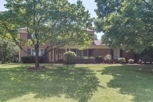 3202 Brownsboro Vista Dr, Louisville, KY 40242-2508