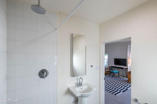 905 Coronado Rd, Phoenix AZ 85008-3931 exterior