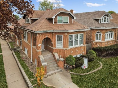 2101 Home Ave, Forest View, IL 60402-1652