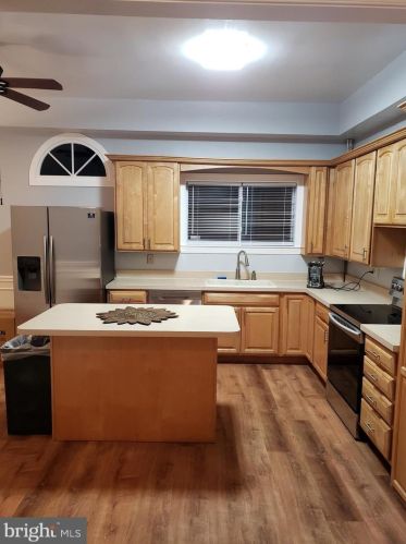 120 Drift Ave, Trenton NJ  08648-3540 exterior