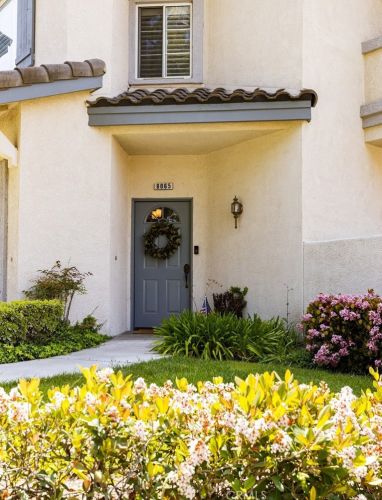 8065 Treeview Ct, Anaheim CA  92808-1553 exterior