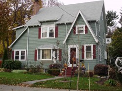 10 Stafford Rd, Newton, MA 02459-1819
