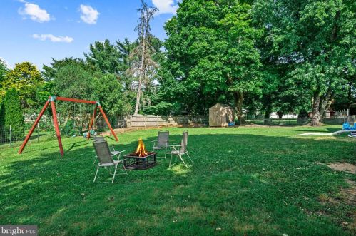 236 Mantua Blvd, West Deptford NJ 08051-1038 exterior