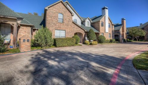 5855 Pecan Chase, Fort Worth TX  76132-1067 exterior