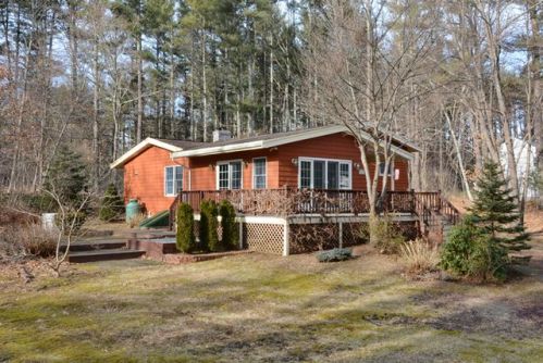 27 Pln Rd, Ipswich MA  01938-1040 exterior