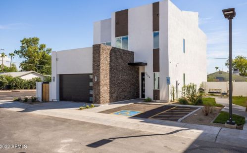 6610 16th St, Phoenix AZ  85016-4419 exterior