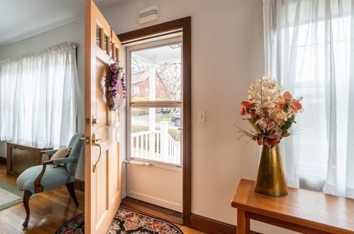 185 Pleasant View Ave, Braintree, MA 02184-1348