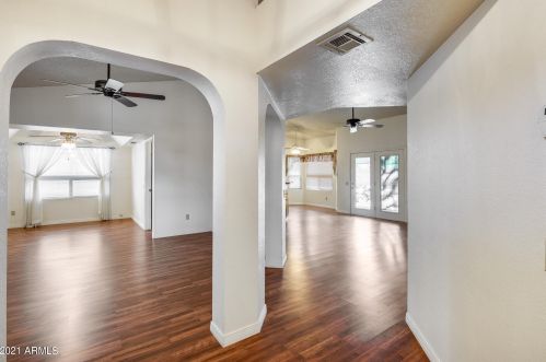 15414 39th St, Phoenix, AZ 85032-4029