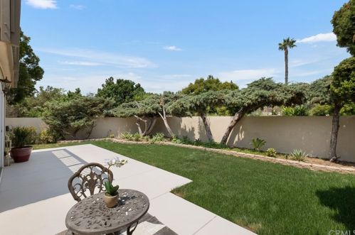 1 Satinwood Way, Irvine CA  92612-2111 exterior