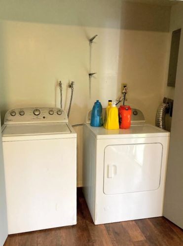 8301 Hickory Ave, Gary IN  46403-2217 exterior