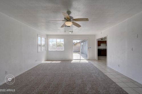 3101 75 Dr, Phoenix AZ 85033-3704 exterior