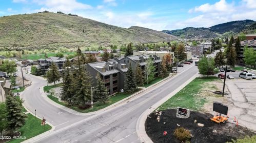 1487 Woodside Ave, Park City UT  exterior