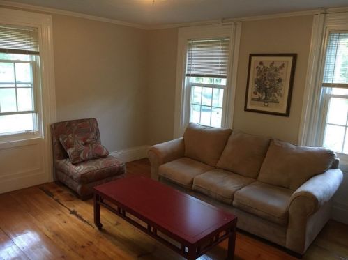 506 Elm St, West Bridgewater MA 02379-1122 exterior