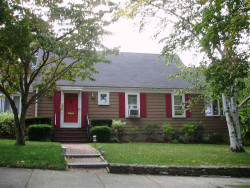 30 Pine St, Newton, MA 02465-1425