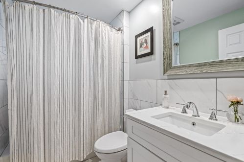 8 Clyde Ter, Arlington MA 02474-1509 exterior