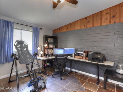 4615 43rd St, Phoenix AZ 85032-3323 exterior