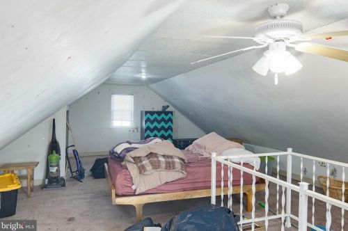 413 Beacon Ave, West Deptford NJ  08066-1152 exterior