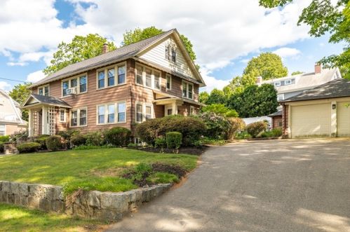 1263 Brook Rd, Milton MA  02186-1110 exterior