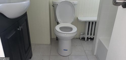 3833 6th St, Philadelphia PA  19140-3326 exterior