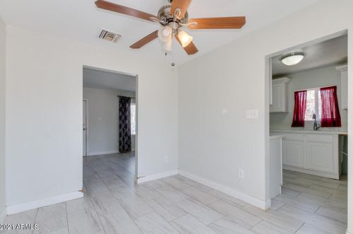 2545 Atlanta Ave, Phoenix AZ 85040-2710 exterior