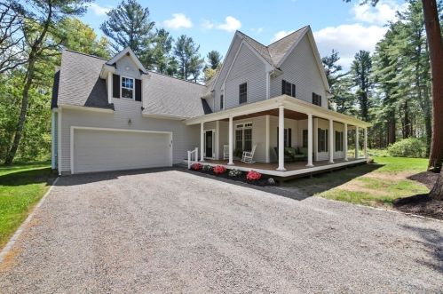 86 Boardman St, Norfolk, MA 02056-1006