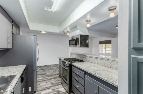 11022 35 Dr, Phoenix AZ 85053-7613 exterior