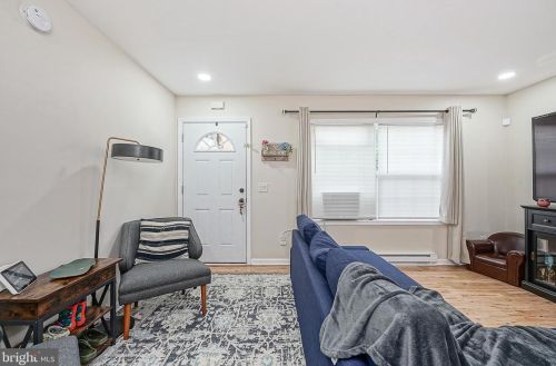 132 Jefferson St, West Deptford NJ  08066-1330 exterior