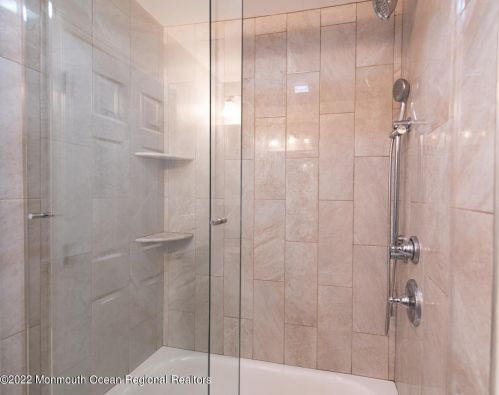 32 Buckingham Dr, Jackson Twp NJ 08527-2639 exterior