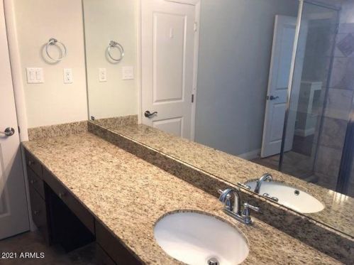 845 Edgemont Ave, Phoenix AZ 85035-1716 exterior