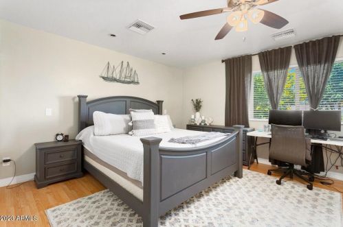 9604 15 Pl, Phoenix AZ 85024-3649 exterior