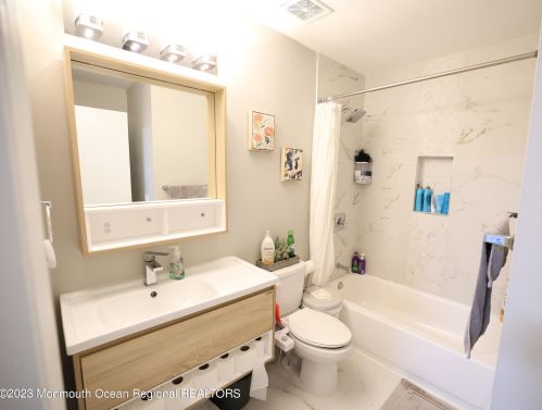 30 Renee Ct, Jackson Twp NJ 08527-2371 exterior