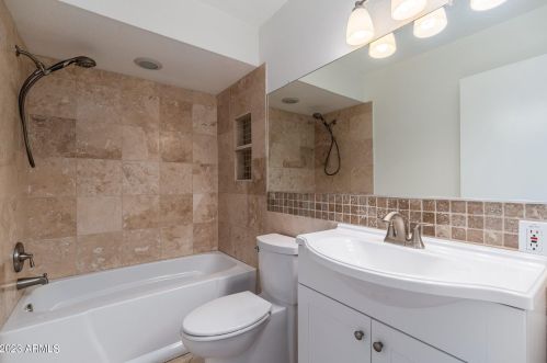 1173 Beryl Ave, Phoenix AZ 85021-2480 exterior