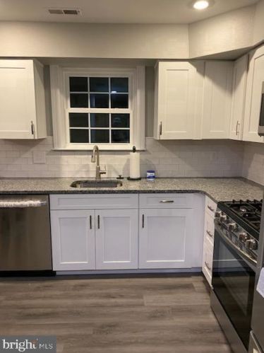 219 Balin Ct, West Deptford NJ  08051-2216 exterior